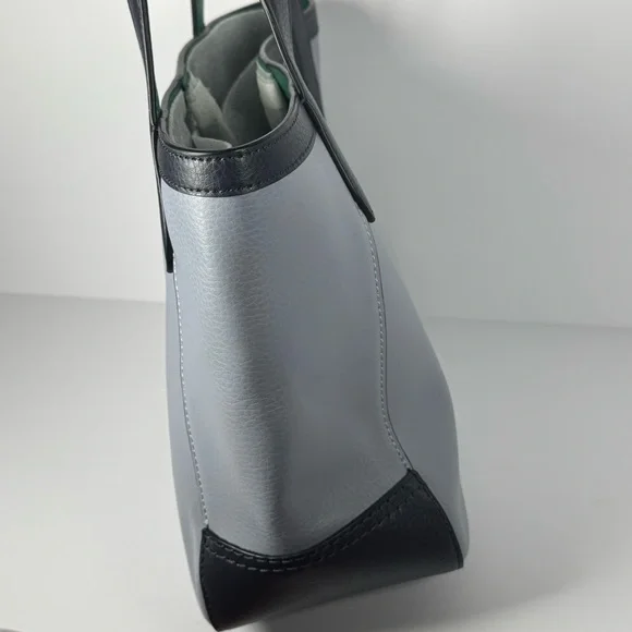 Coach Tote Bag 27in - Picture 13 of 16